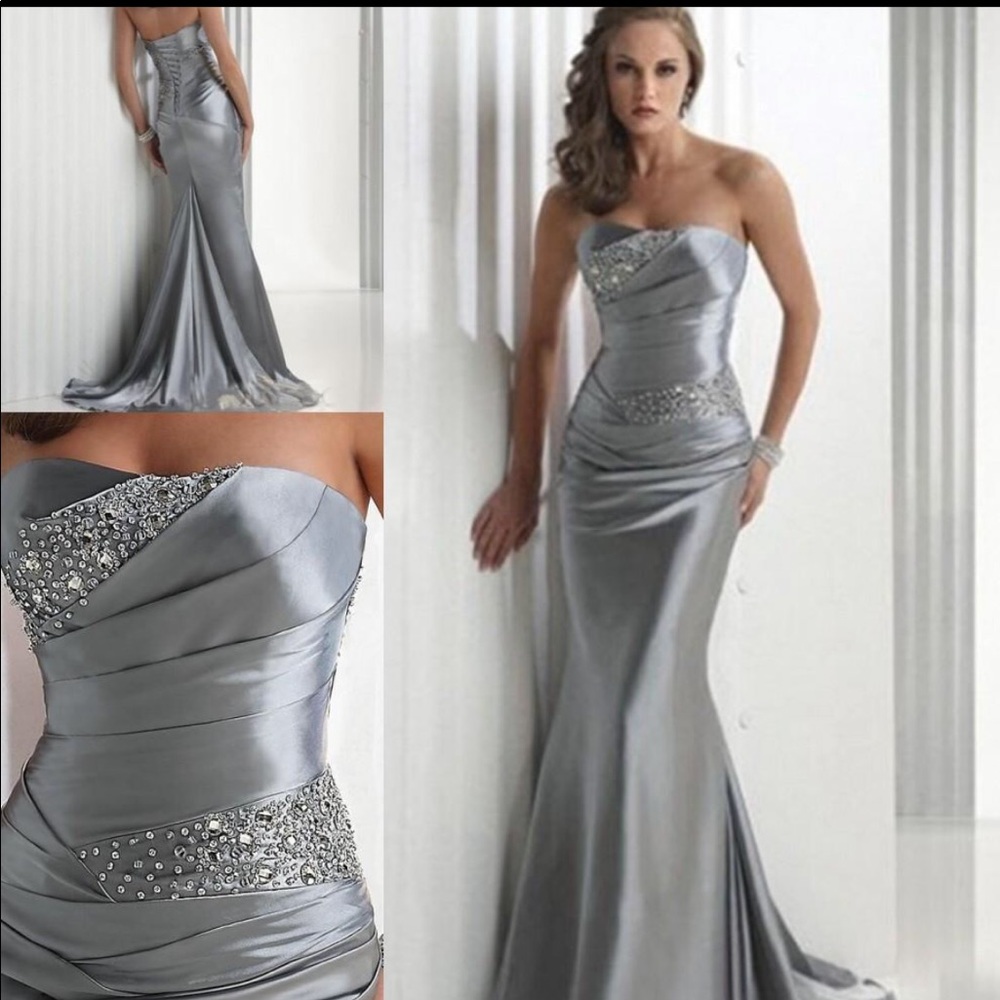 SILVER MERMAID BRIDESMAID DRESS